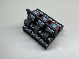 Siemens Relais 230V AC 4xNC/NO