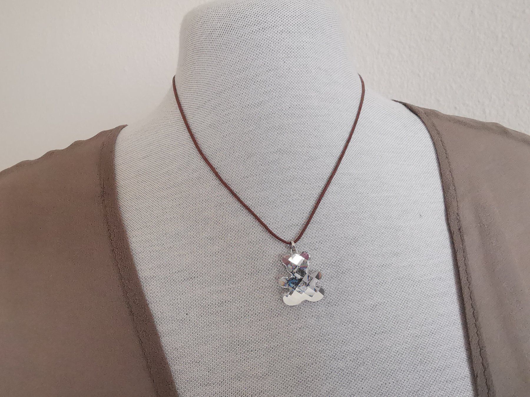 Catenine: Swarovski Kette Mini Pendant Bär weiss – Nuovo (secondo la descrizione) da Zürich venduto da Yourgoodbuy 4