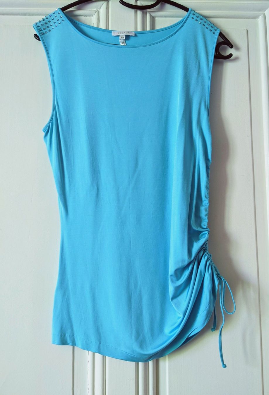 Escada Tops: ESCADA : Fluide top drapé turquoise 36 – Neuf (Voir description) à Petit-Lancy par lilycerise