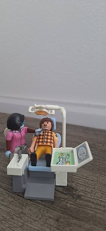 Playmobil Giocattoli: Playmobil Zahnarzt – Usato da Neuenkirch venduto da Ducati79