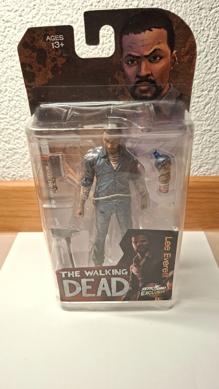 Statuette: LEE EVERETT-THE WALKING DEAD / TELLTALE - SKYBOUND EXCLUSIVE – Nuovo e nell'imballaggio originale da Genestrerio venduto da mor_fnw8 1