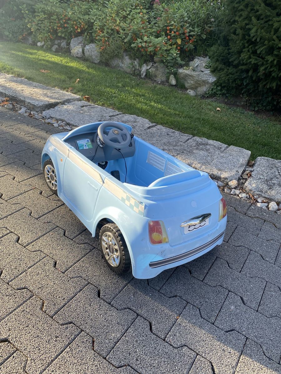 Veicoli per bambini: Cooles Kinderauto Fiat 500 Elektro hellblau – Difettoso da Muri AG venduto da rci_6s6r 6