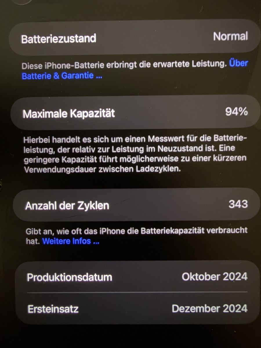 Apple Telefoni cellulari / Smartphones: iPhone 16 Pro Max 512 GB - Desert Titanium – Usato da St. Gallen venduto da AsanwaChee 7