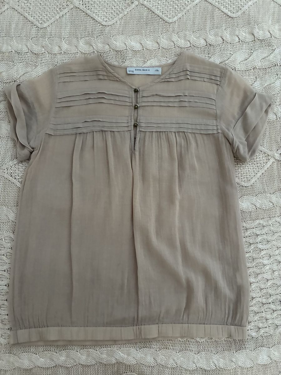 Zara Top: Zara Basic Blouse beige Size S good condition – Usato da Lausanne venduto da milasha