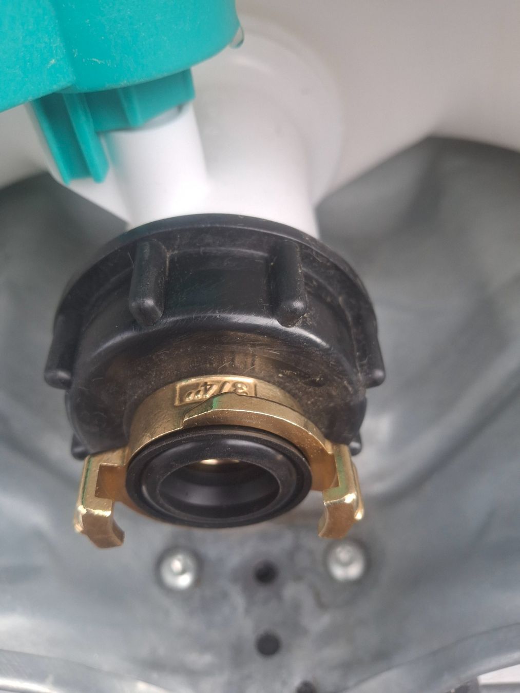 Abbeveratoi e trogoli: 1000 Liter Wassertank IBC – Usato da Siebnen venduto da Grosswis50 6