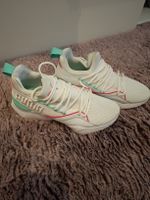 Puma Turnschuhe, Gr. 38 