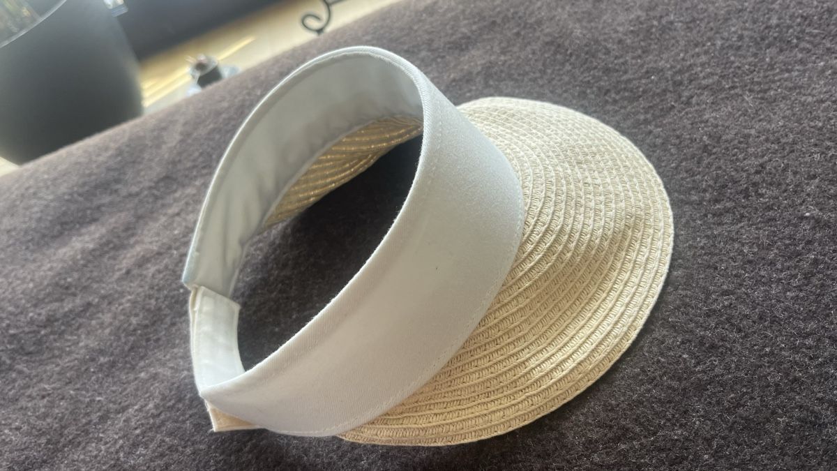 Sonstige Damenmode: Sommerkappe One Size – Gebraucht aus Davos Platz von Infinity795 1