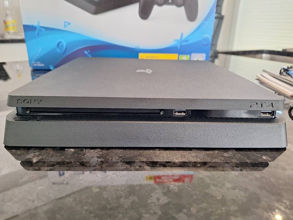 Sony Jeux: Playstation 4 de 1ère mains – D'occasion à Prêles par Benzneb 2