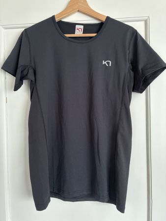 Kari Traa T-Shirt schwarz Grösse L 70cm lang
