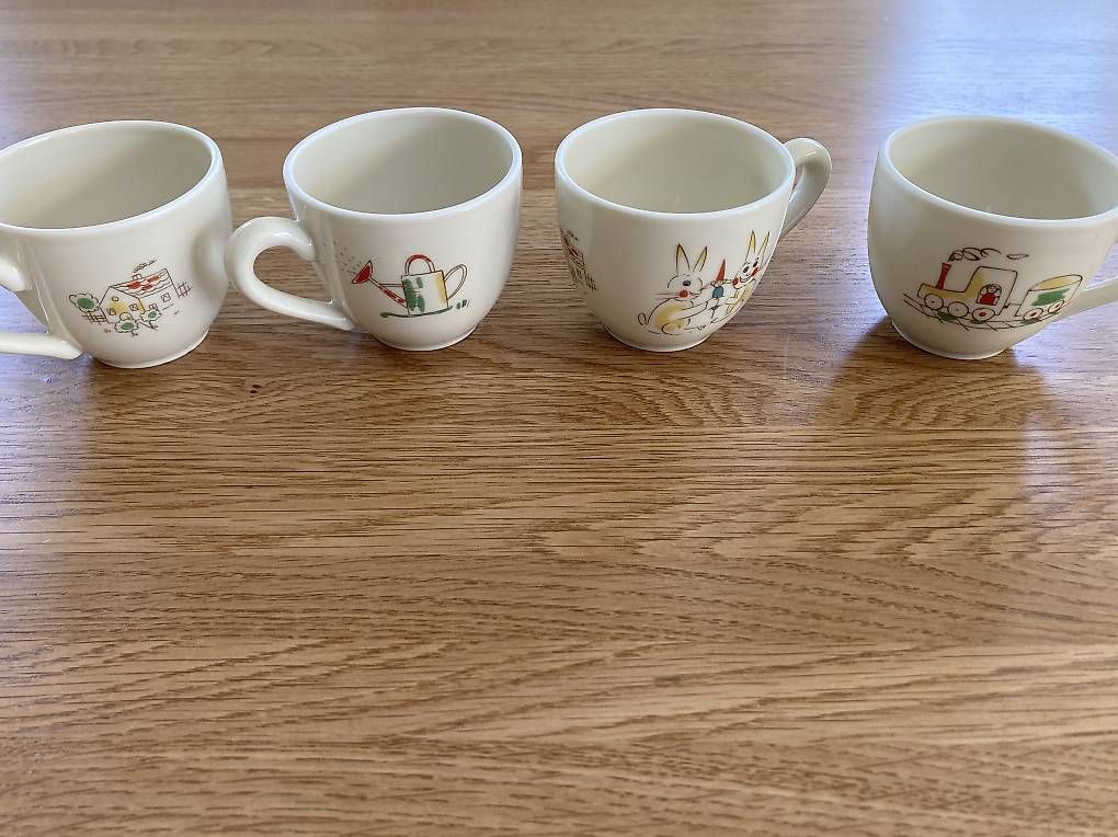Set di piatti: Kinder Kaffeegeschirr – Usato da Solothurn venduto da ehe_8spw 2