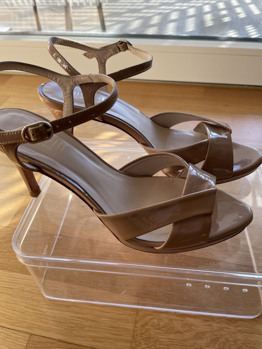 Chaussures femmes: Minelli Sandalen, nude Lackleder, Grösse 38 – Neuf (Voir description) à Zürich par SeldaY 1