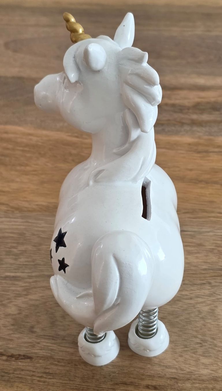 Tirelires: Spardose Einhorn Keramik mit Federn  – D'occasion à Rheinsulz par Dred 3
