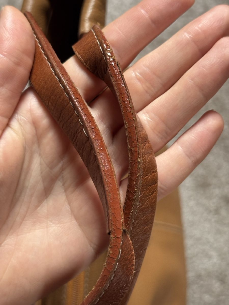 Borse da donna: Sac en cuir marron, grand format – Usato da Vuippens venduto da Anna_as 5