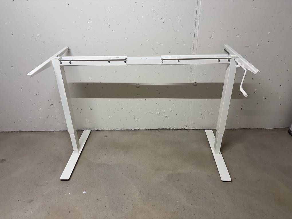 Ikea Tische: IKEA Skarsta Tisch – Gebraucht aus Glattpark(Opfikon) von N.Naumkin 2