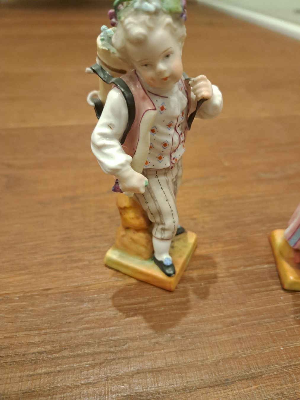 Statuette: Antike Sitzendorfer oder Meissen Porzellanfiguren – Usato da Grossdietwil venduto da hufi10 1