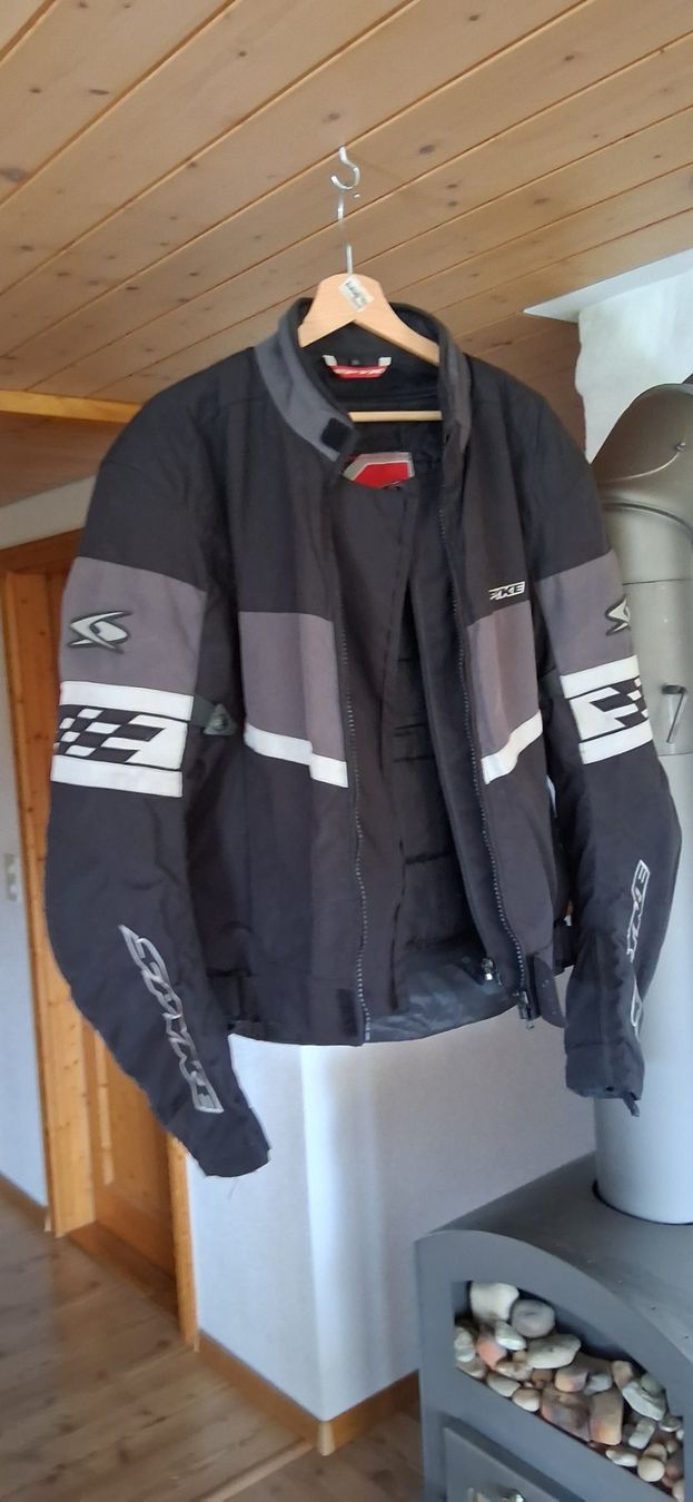 FLM Giacche: Motorradjacke FLM Herren mit Protektoren – Usato da Hinterfultigen venduto da Zeisel 4