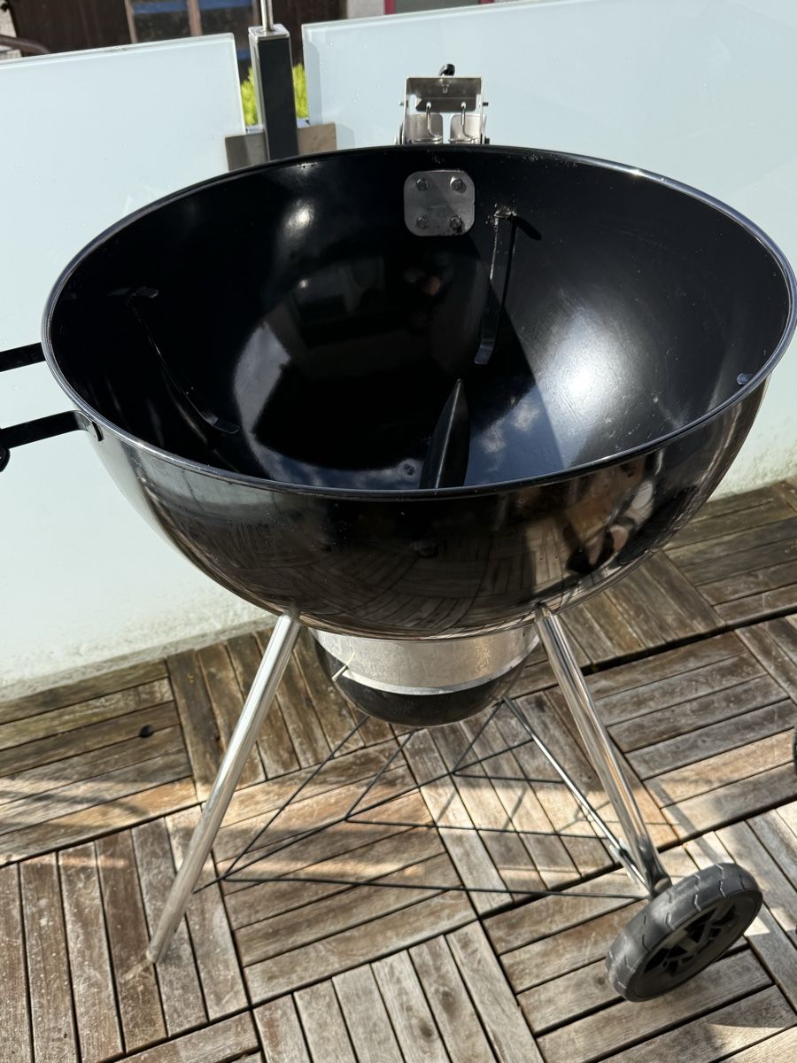 Grills: Weber Holzkohlegrill Master-Touch Premium E-5770 – Gebraucht aus Safenwil von Mubuch 6