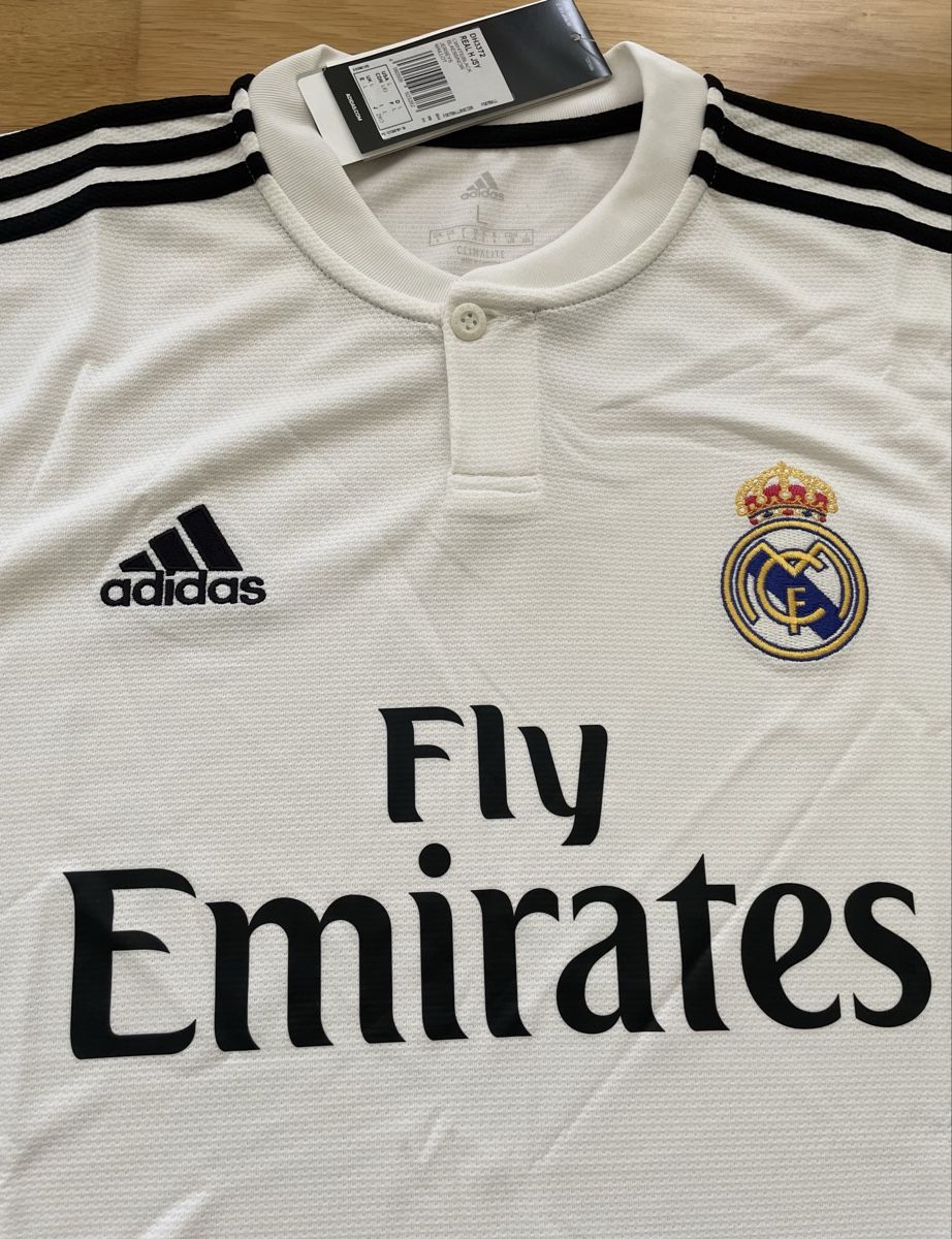 Real Madrid Canottiere & Pantaloni: Real Madrid 2018/19 Original Etikett – Nuovo (secondo la descrizione) da Windisch venduto da RealJerseys 1