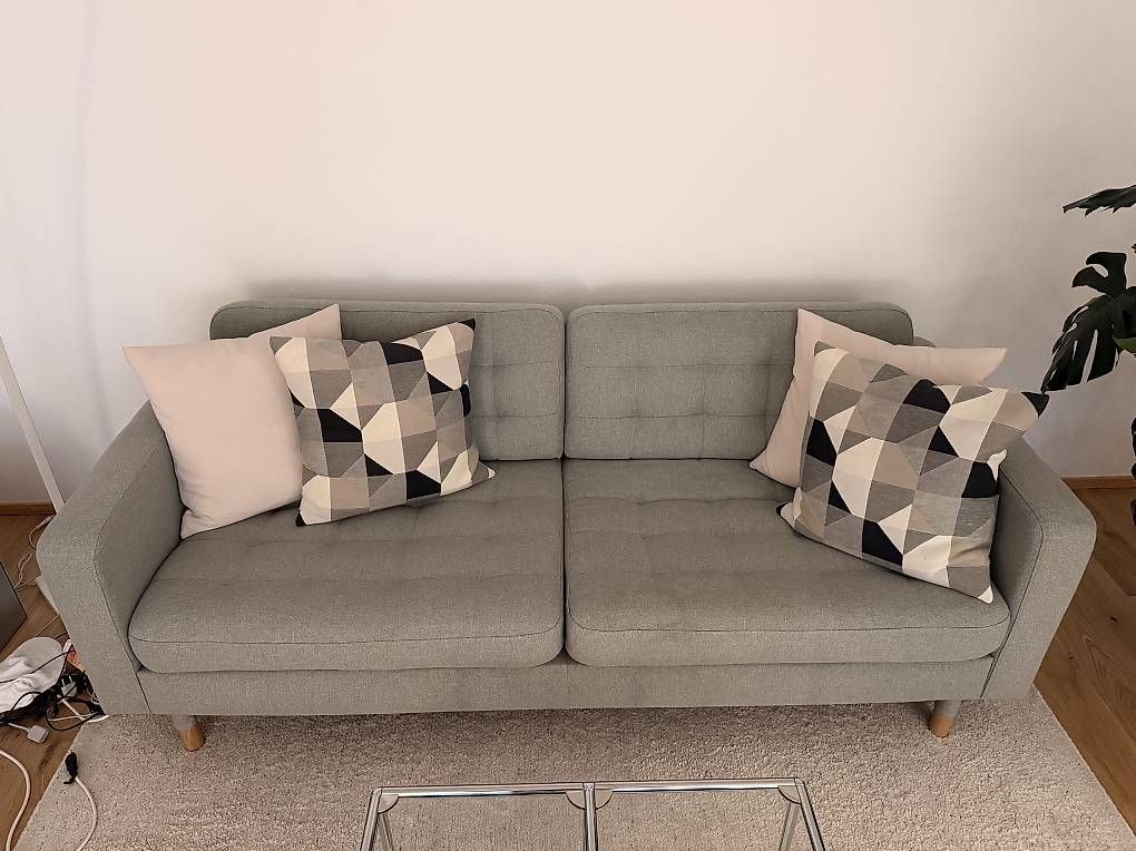 Sofas: Sofa 2 Plätzer | Landskrona IKEA – Gebraucht aus Zürich von therealvologram82 1