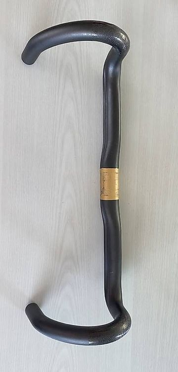 Pièces détachées: Cintre carbone 40cm – Neuf (Voir description) à Cugy FR par gre_mqy7