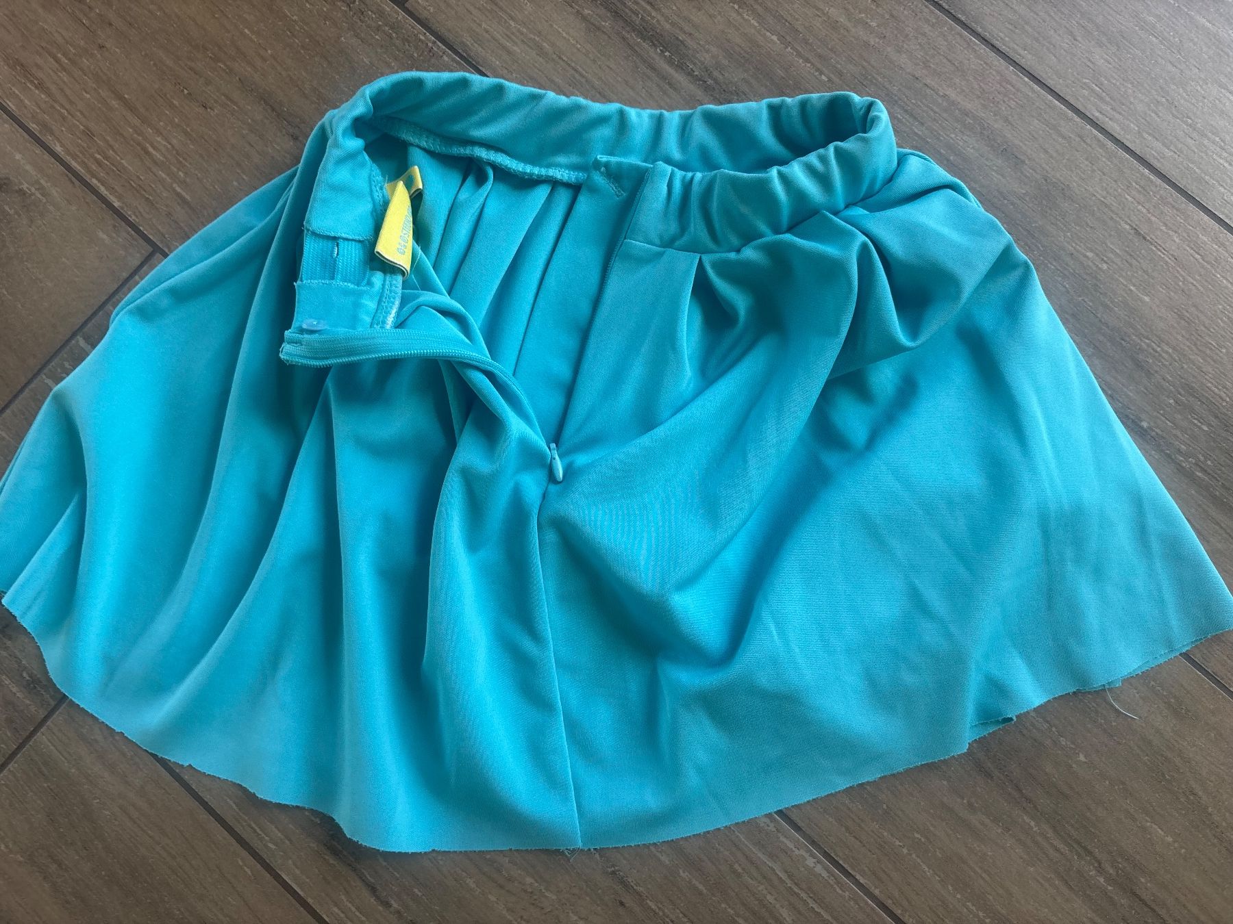 Robes et jupes: 110_wie NEU – Neuf (Voir description) à Versegeres par kista 4