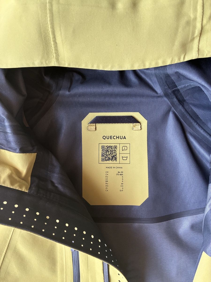 Decathlon Vestes: Quechua MH900 lightweight rain jacket – Neuf (Voir description) à Bern par oli_w5zx 3