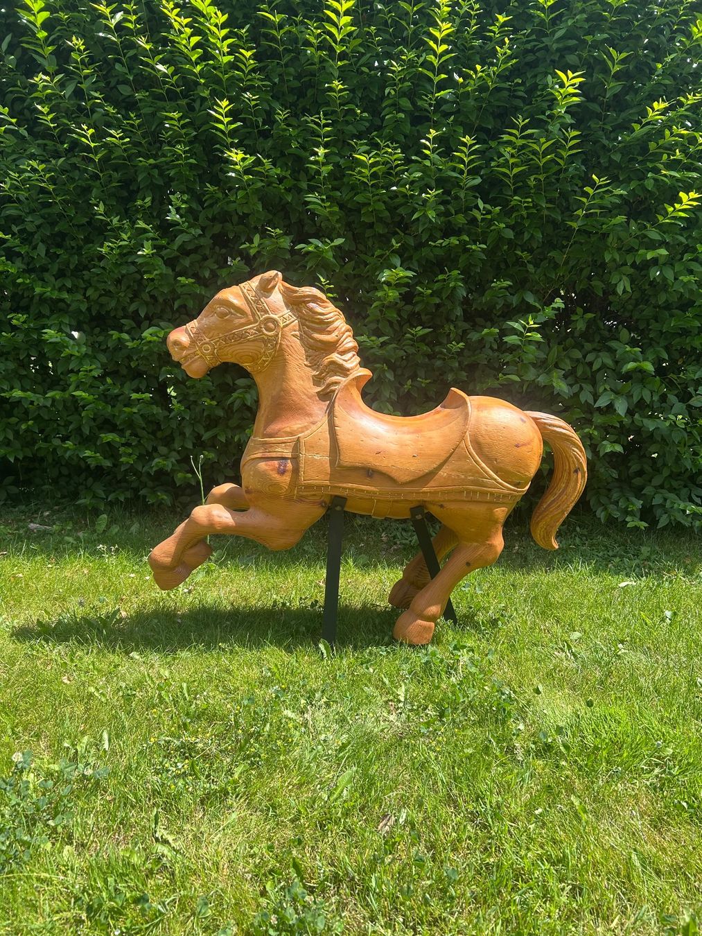 Statuette: Karusselpferd aus den 50er Jahren – Usato da Kehrsatz venduto da nyf_z7q5 2
