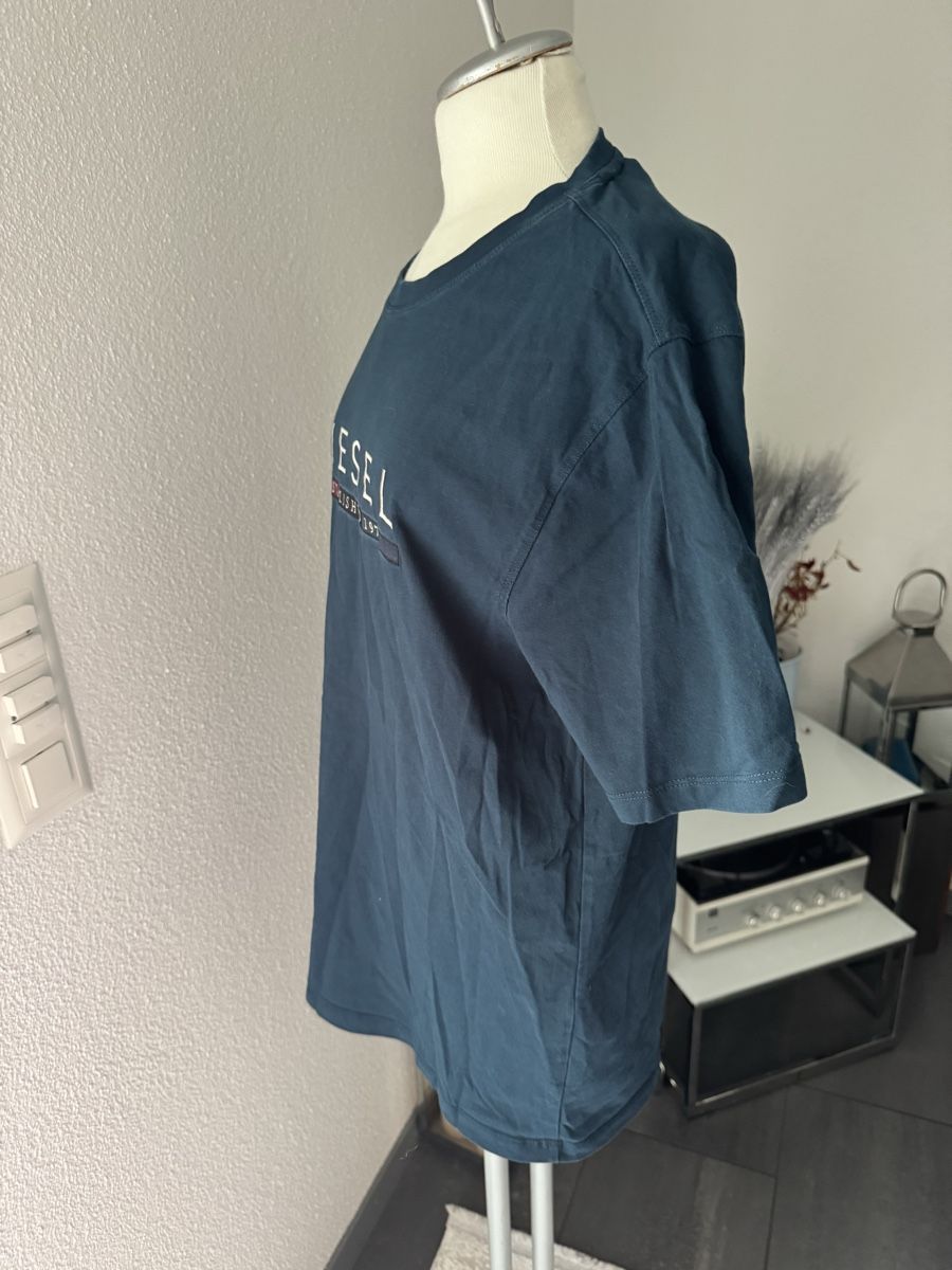 Diesel T-shirt: Diesel T-Shirt, XL, blau – Usato da Olten venduto da bir_k96n 1