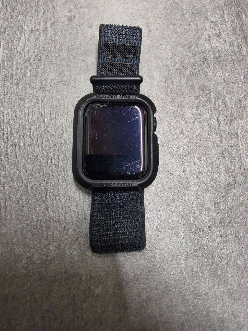Apple Smartwatch: Apple Watch SE 3 2025 LTE – D'occasion à Kleinandelfingen par Dani881