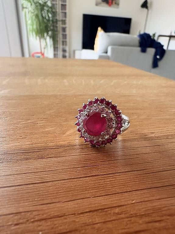 Anelli: Ring – Usato da Oberglatt ZH venduto da val_wq29