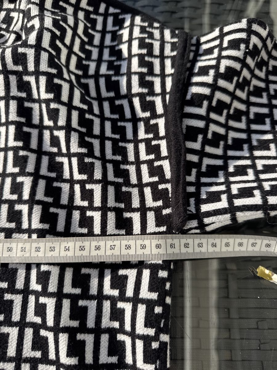 Maglioni & Felpe: Pullover Neu (1 Size) – Nuovo (secondo la descrizione) da Vezia venduto da sidu03 2