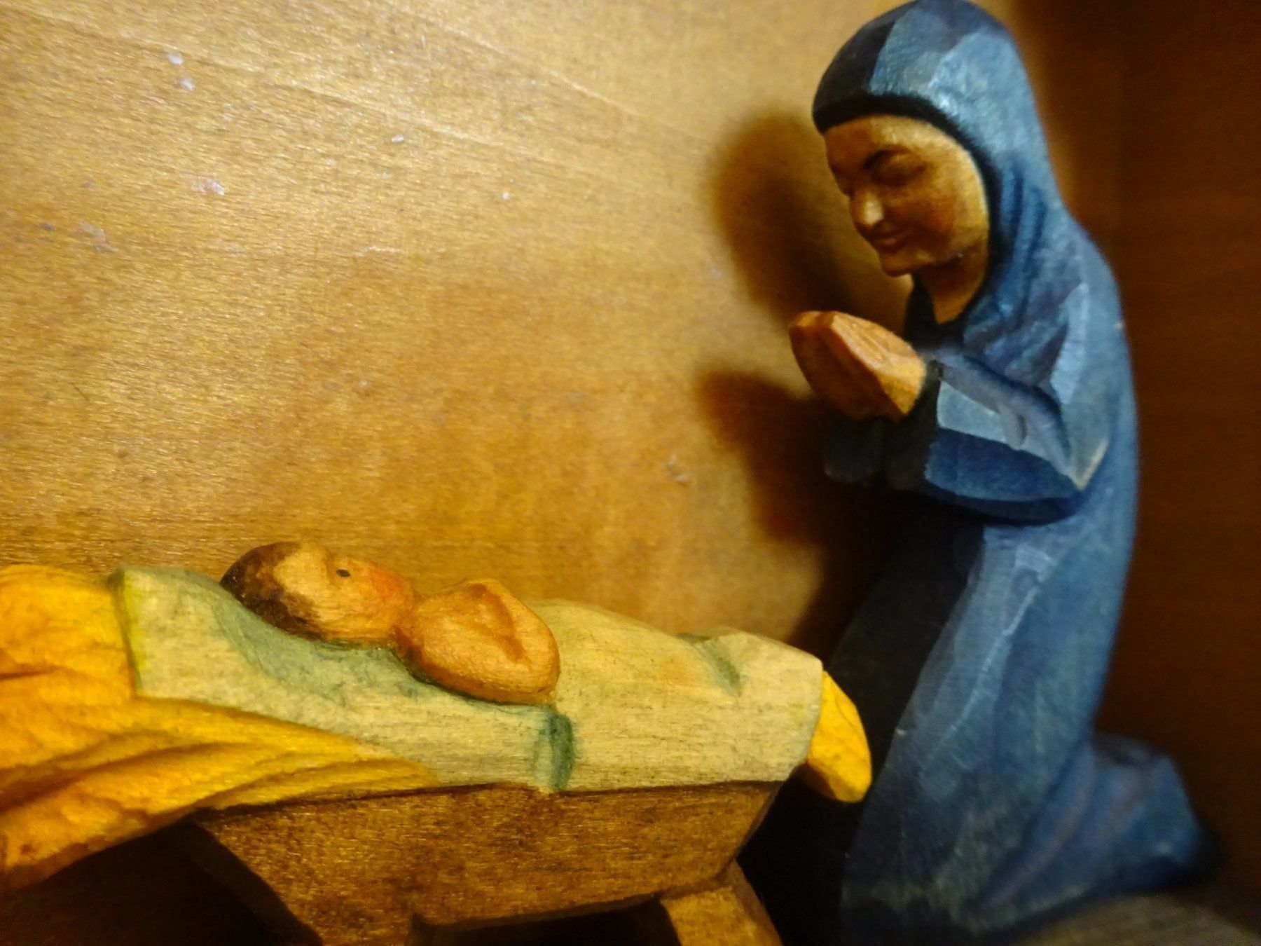 Sculture & Statue: Alte Huggler Krippe mit Chalet – Usato da Esslingen venduto da eintagammeer 5