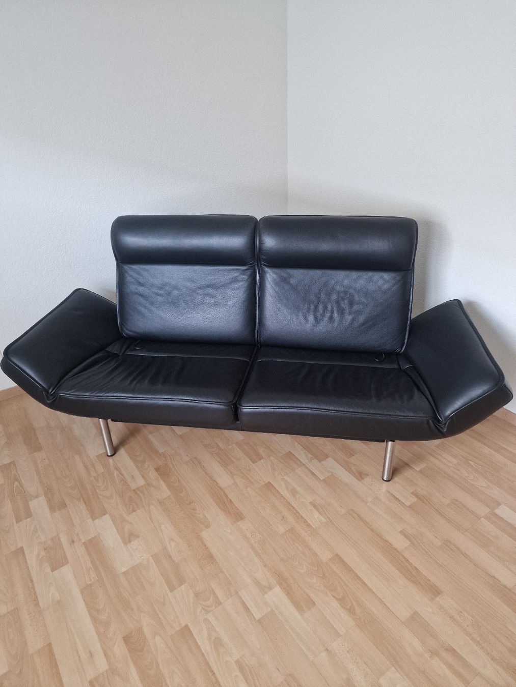 De Sede Divani: Sofa DE SEDE DS-450 Twist – Usato da Thun venduto da PascalW01