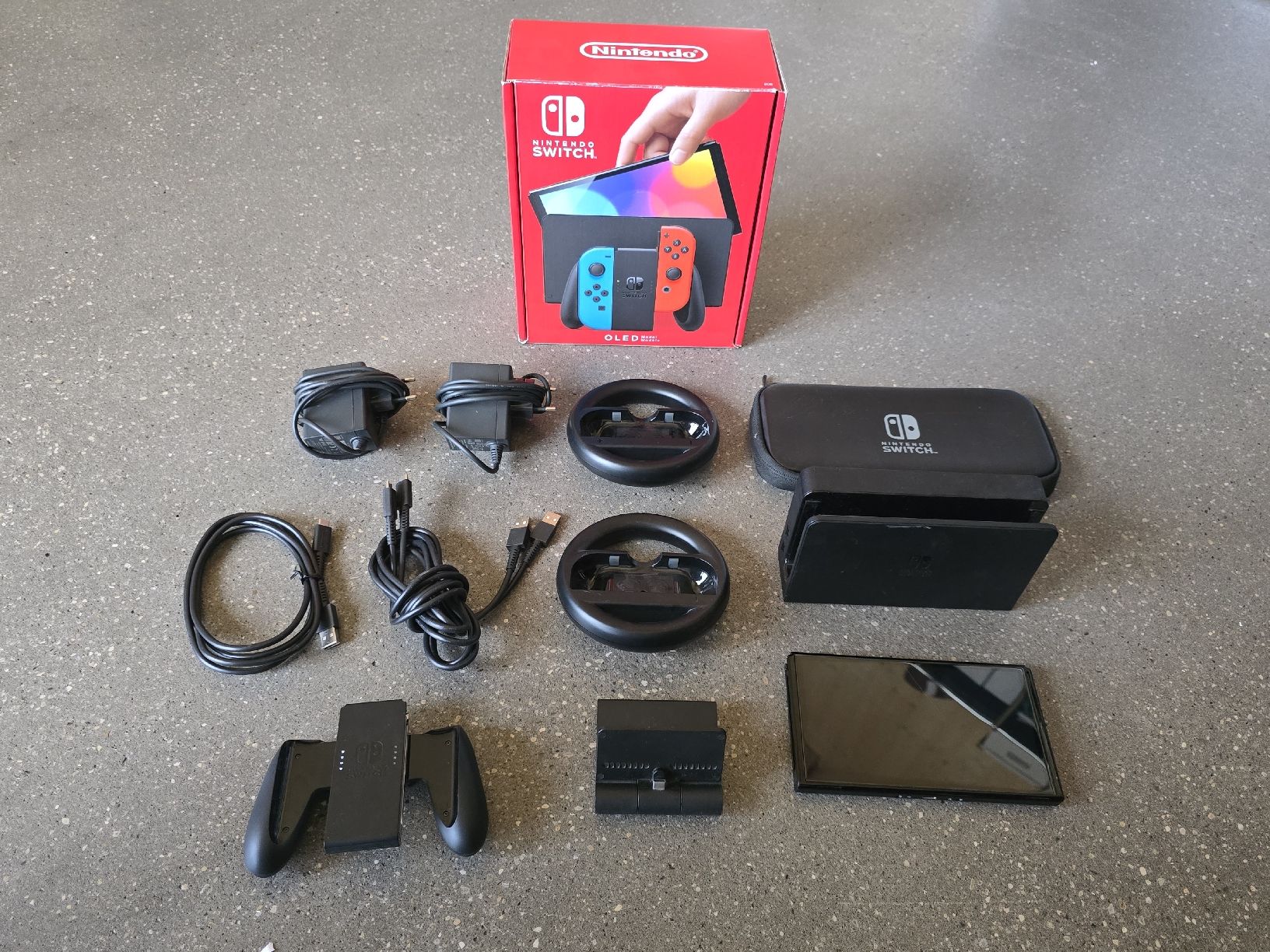 Nintendo Console: NINTENDO SWITCH OLED – Usato da Therwil venduto da Kontrolle