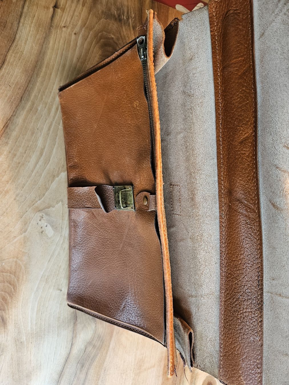 Valises & Sacs: vintage Ledermappe Aktentasche – D'occasion à Winterthur par Dsc3 3