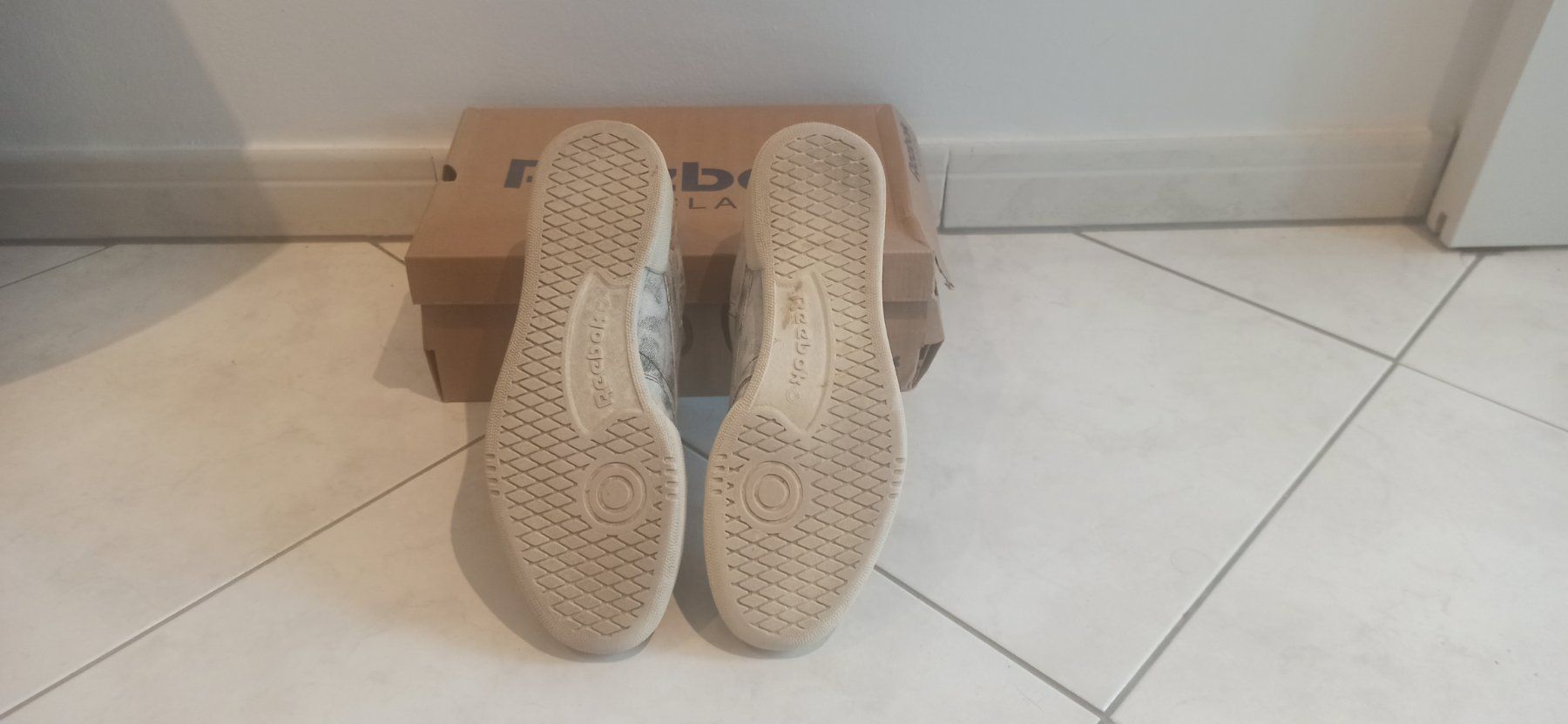 Scarpe da uomo: Reebok Classic x Kendrick Lamar Club C – Usato da porrentruy venduto da valie02 5