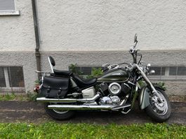 Chopper YAMAHA XVS1100 Drag Star dunkelgrün/metallic