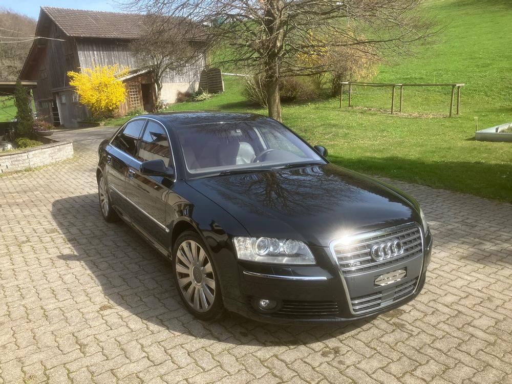 Audi A8 W12