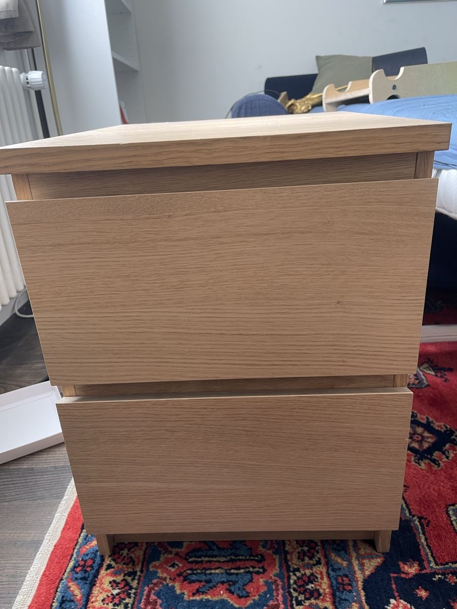 Ikea Tables de nuit: STORKLINTA Nachttisch  – D'occasion à Zürich par cdelgadob 1