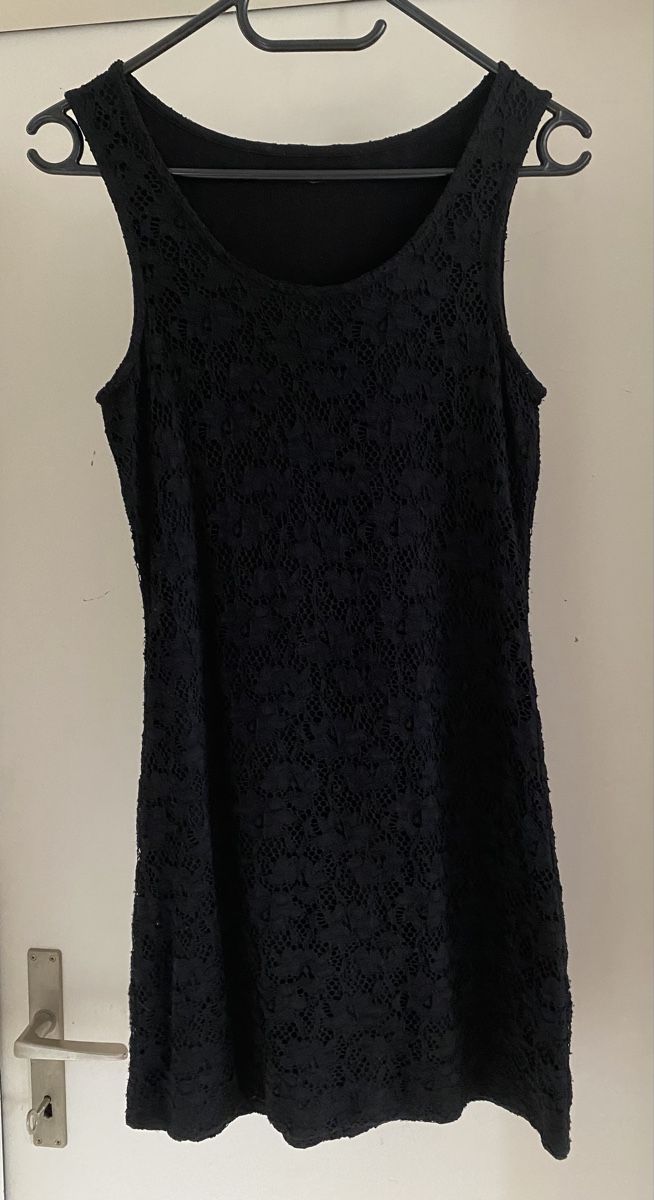 Kleider: Kleid schwarz – Gebraucht aus Täuffelen von simjo85 1