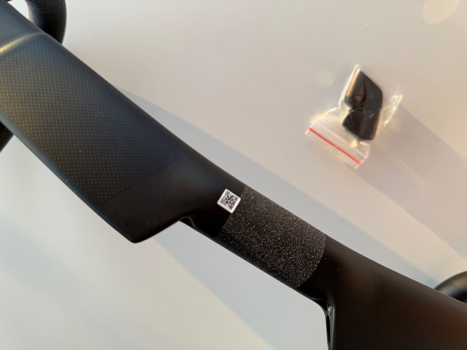 Specialized Pezzi di ricambio: Specialized Roval Rapide Handlebars carbon 38cm – Nuovo e nell'imballaggio originale da Lausanne venduto da Nat_Sha 7