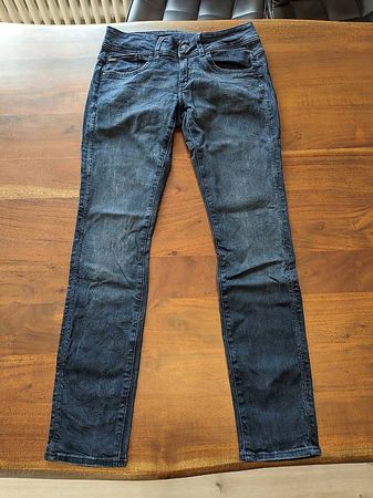 Dunkelblaue Jeans von G-Star Raw in Gr. W28L30