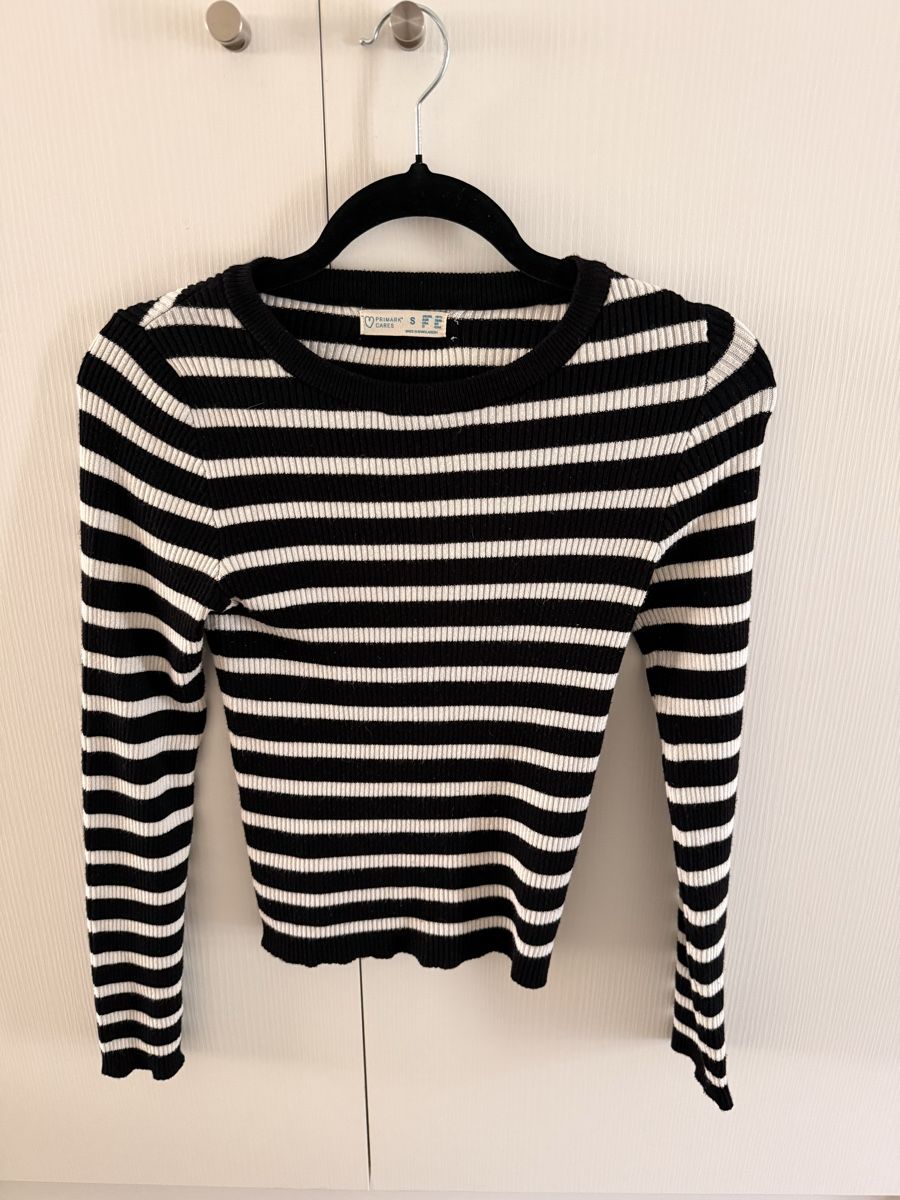 Primark Maglioni & Felpe: Pull rayé noir et blanc Primark, taille S - Parfait! – Nuovo (secondo la descrizione) da Granges VS venduto da Anila.r