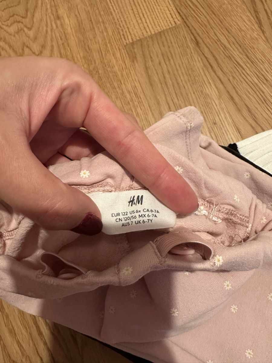 H&M Kleiderpakete & -sets: Kleider Paket Mädchen – Gebraucht aus Hinwil von BMW-M-E60 4