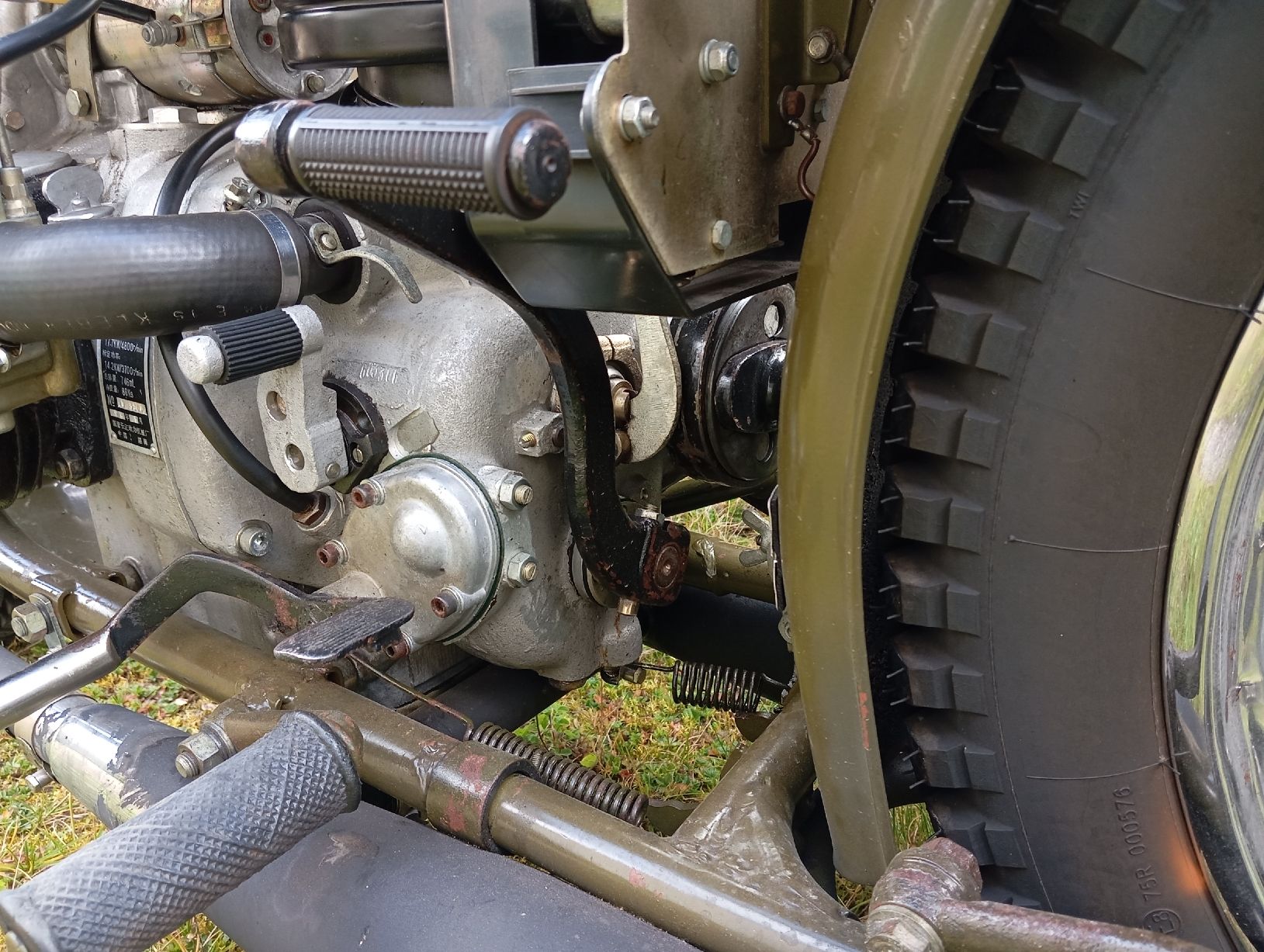 Sidecar: ChangJiang 750 sidecar/Seitenwagen – Usato da Matzingen venduto da Saja5 9