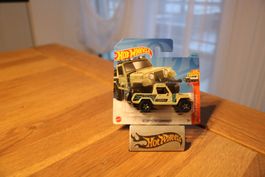 Hot Wheels HW Hot Trucks 2023 67 Jeepster Commando 2/10 S