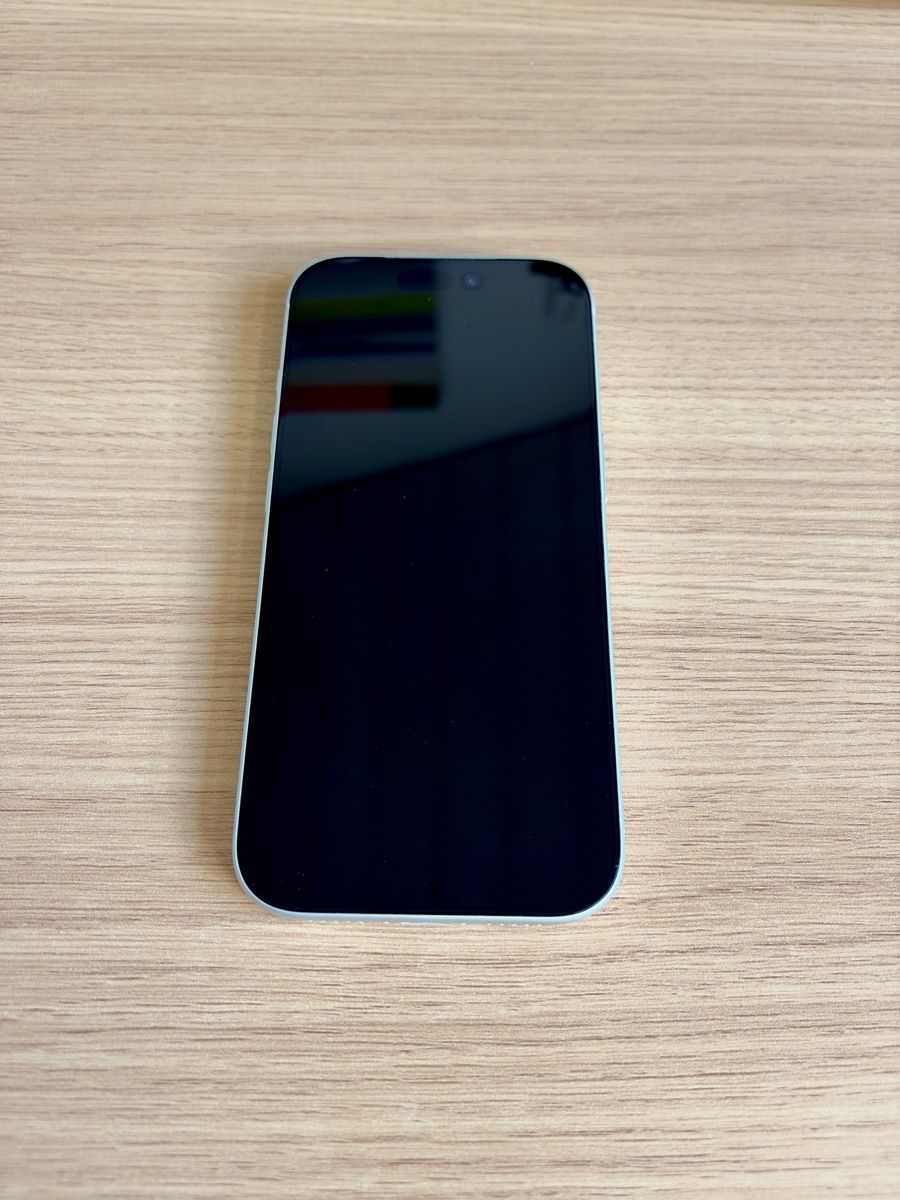 Apple Telefoni cellulari / Smartphones: iPhone 17 Pro - 256 GB - Silver – Nuovo (secondo la descrizione) da Buchs ZH venduto da don_angelo88 1