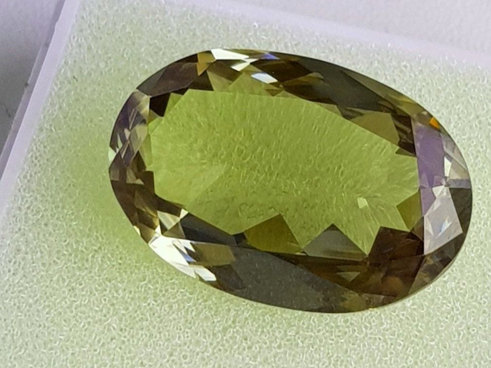 Pietre preziose: CSARITE, Diaspore mit Zertifikat – Nuovo (secondo la descrizione) da Wolhusen venduto da toni079 1