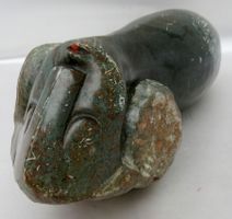 Speckstein Skulptur Signiert: Morgan Chijumani