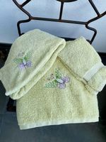 Serviettes de bain brodées papillons jaune pâle lot de 3